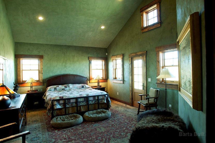 Master bedroom 